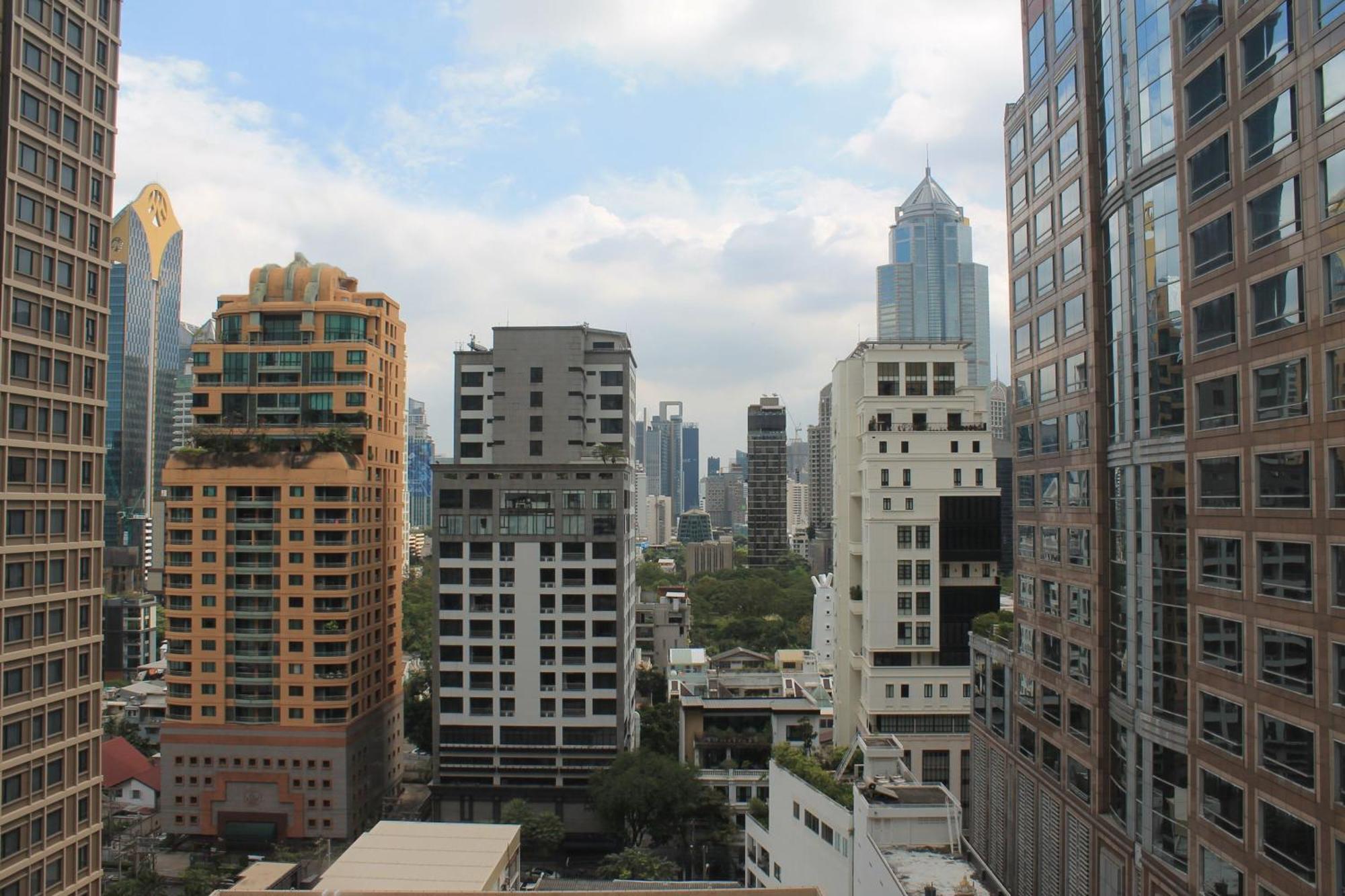 Courtyard By Marriott Bangkok Hotel Exterior foto